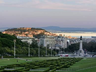 Parkanlage in Lissabon, Portugiesisch Sprachreisen für Erwachsene Portugal