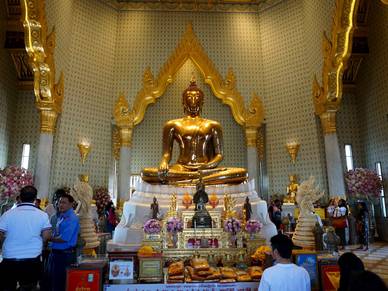 The Golden Buddha Statue - Sprachreisen nach Bangkok