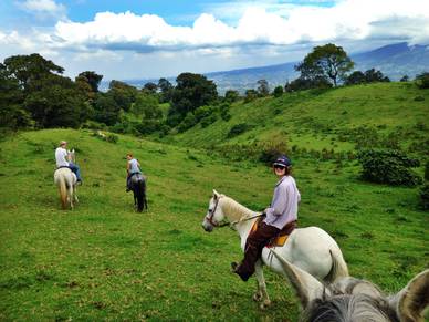 Reitausflug ins Grüne bei Coronado, Spanisch Sprachreisen für Erwachsene nach Costa Rica