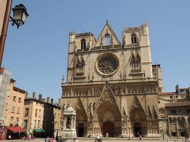 Kathedrale in Lyon, Französisch Sprachreisen für Erwachsene