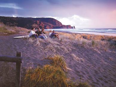 Abendstimmung am Strand in Neuseeland, Englisch Sprachreisen für Erwachsene
