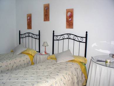 Schlafbereich Doppelzimmer Beispiel, Spanisch Sprachreisen