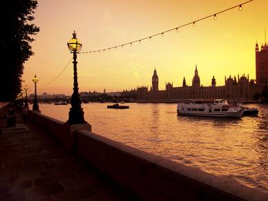 Sonnenuntergang an der Themse, Englisch Sprachreisen für Erwachsene