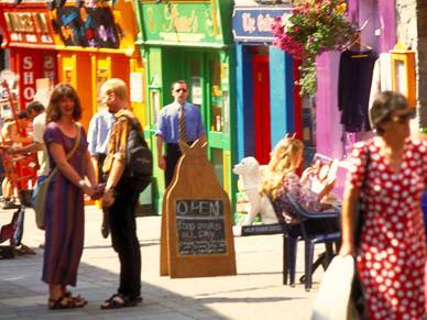 Galways bunte Straßen, Englisch Sprachreisen für Erwachsene