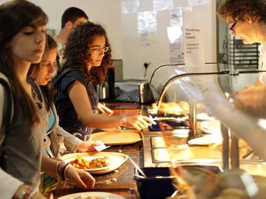 Cafeteria der Schule in Brighton, Englisch Sprachferien für Schüler