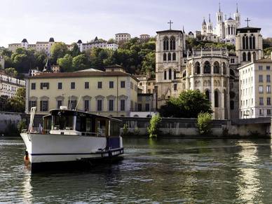 Bootstour durch Lyon, Sprachreisen nach Frankreich