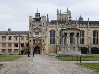Altehrwürdige Gebäude, Sprachreise Cambridge Business Englisch