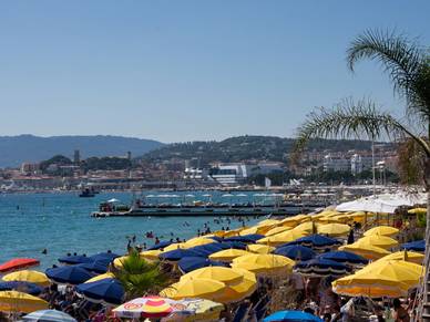 Strandpromenade von Cannes, Französisch Sprachferien für Schüler 