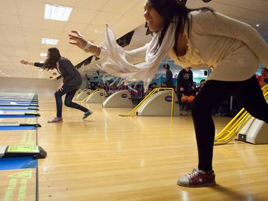 Freizeitprogramm Bowling in Bournemouth, Englisch Sprachferien für Schüler