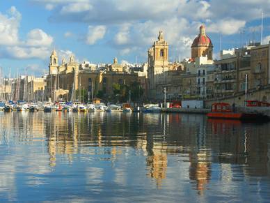 Hafen von St. Julians, Englisch Sprachreisen für Schüler Malta