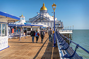 Young Adults Sprachreise Eastbourne | StudyLingua