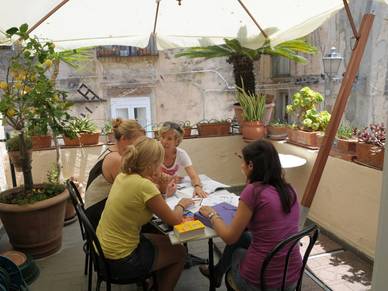 Unterricht im Freien, Italienisch Sprachschule Tropea
