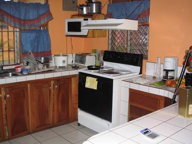 Beispiel Küche Privathaushalt, Sprachreisen Playa Jacó, Costa Rica