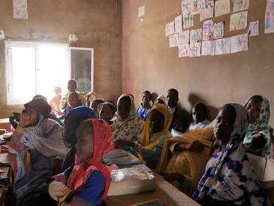 Unterrichtsszene Mauretanien - Projekt der GfbV