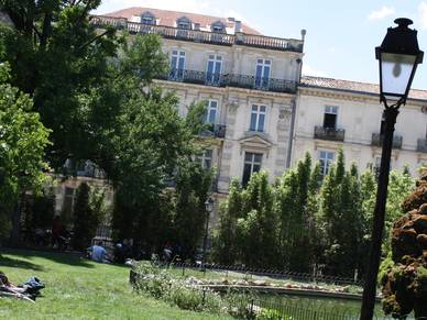 Park in Montpellier, Französisch Sprachreisen für Erwachsene