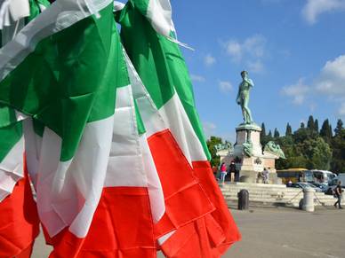 italienische Flaggen, Italienisch Sprachreisen für Erwachsene