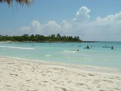 Badespaß in Playa del Carmen, Spanisch Sprachreisen für Erwachsene nach Mexiko