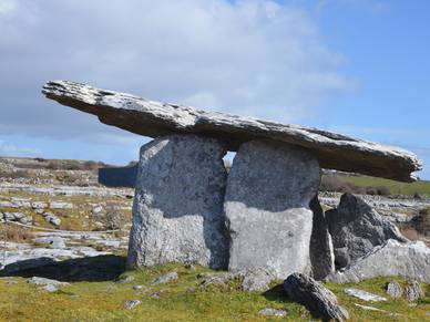 Keltische Grabstätten in Irland, Englisch Sprachreisen für Erwachsene