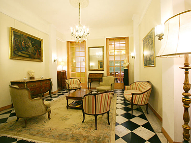 Sitzgelegenheiten Hotel Negre Coste, Sprachreisen Aix-en-Provence