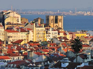 Blick über die Stadt, Portugiesisch Sprachreisen für Erwachsene Portugal