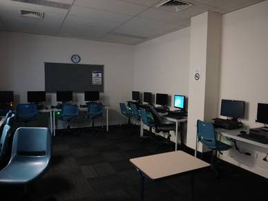 Computer Lab - Englisch Sprachschule Perth
