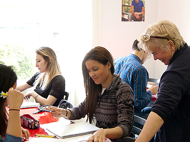 Unterrichtsszene in der Englisch Sprachschule Dún Laoghaire